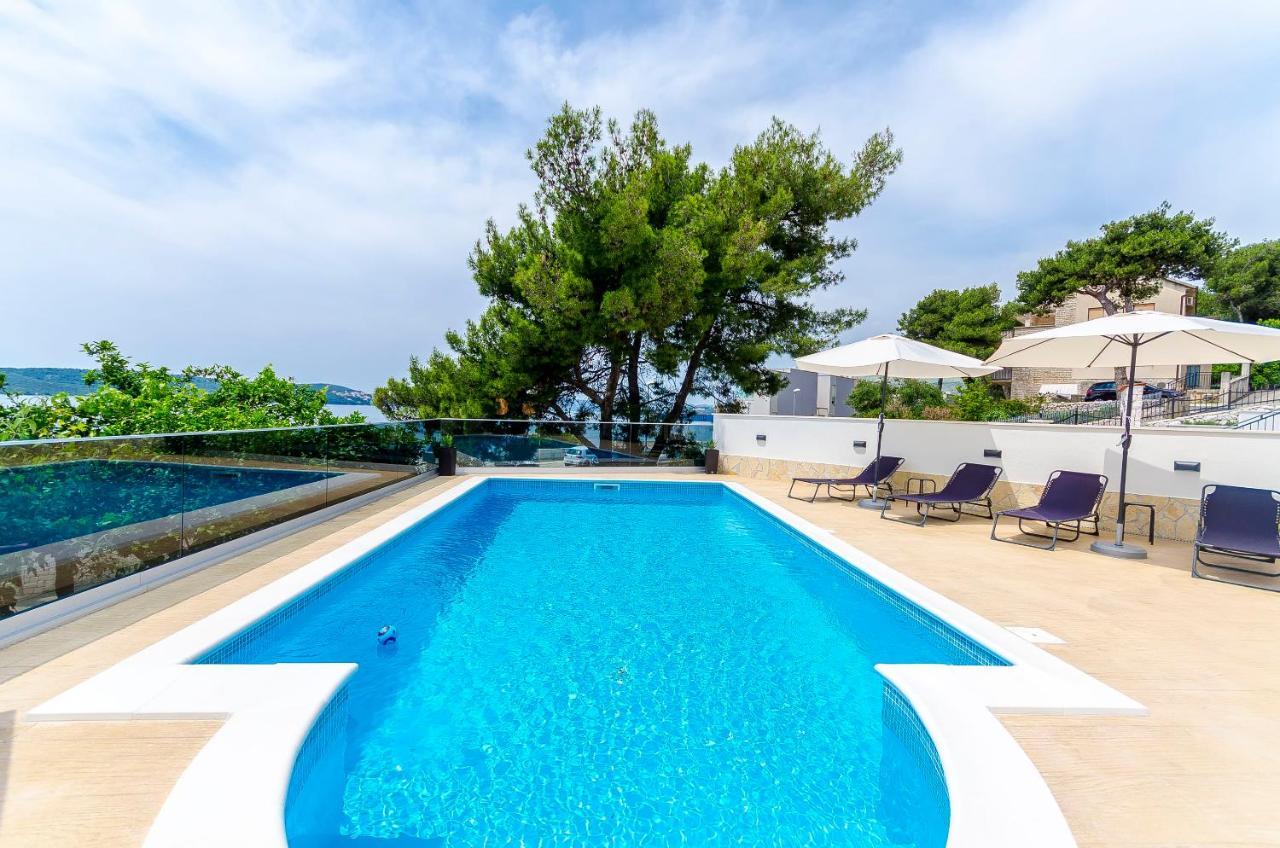 Apartament Edita *