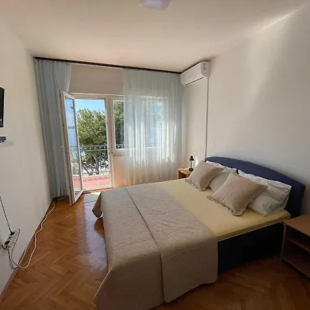 Apartments Edita Trogir Exterior photo