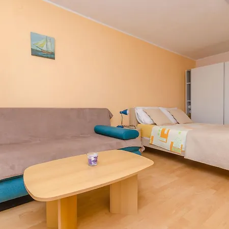 Apartments Edita Trogir Exterior photo
