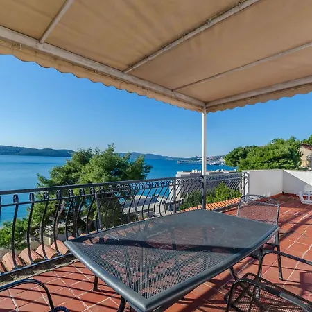 Apartments Edita Trogir Exterior photo