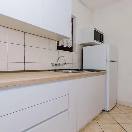 Apartments Edita Trogir Exterior photo
