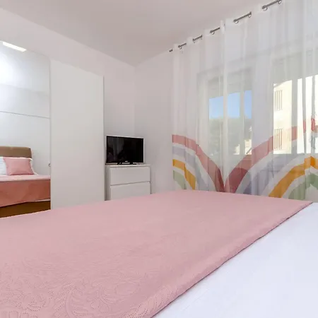 Apartments Edita Trogir Exterior photo