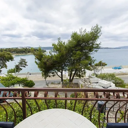Apartments Edita Trogir Exterior photo