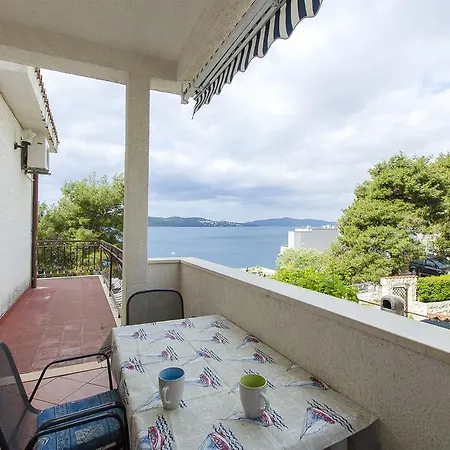 Apartments Edita Trogir Exterior photo